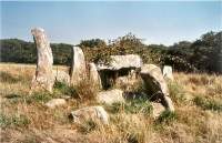 Qu�ric la Lande - west dolmen